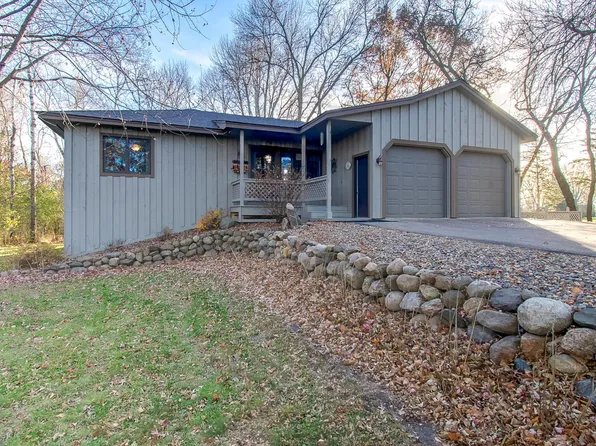 3215 North Ave, Northfield, MN 55057