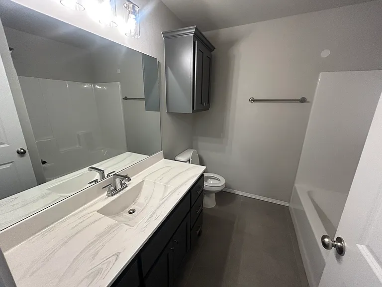 1502 E Utica Pl — Photo 34