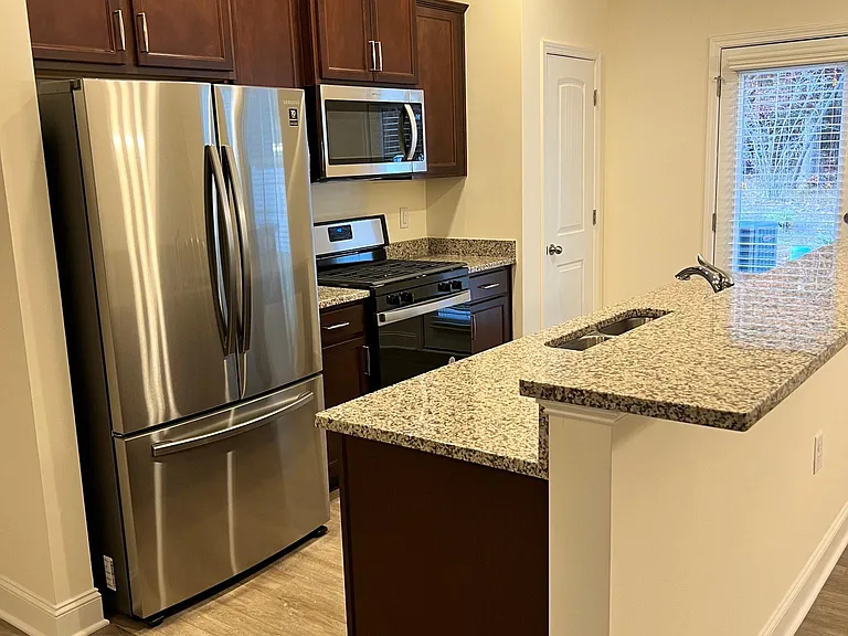1509 Scholar Dr — Photo 10
