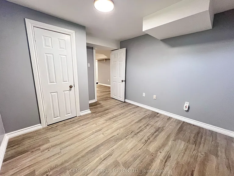 98 Elson St #BASEMENT — Photo 14
