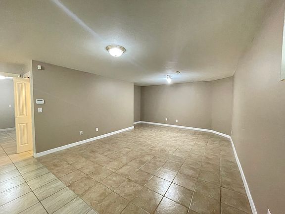 4th image of 16737 85th Ave