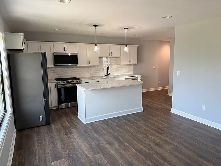 16 Fillmore Dr — Photo 13
