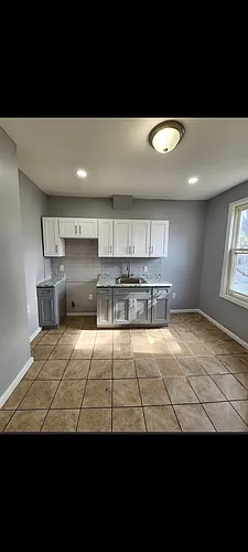 80 Brookdale Ave Photo 1