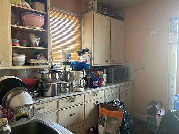 4th image of 5013 W 53rd St