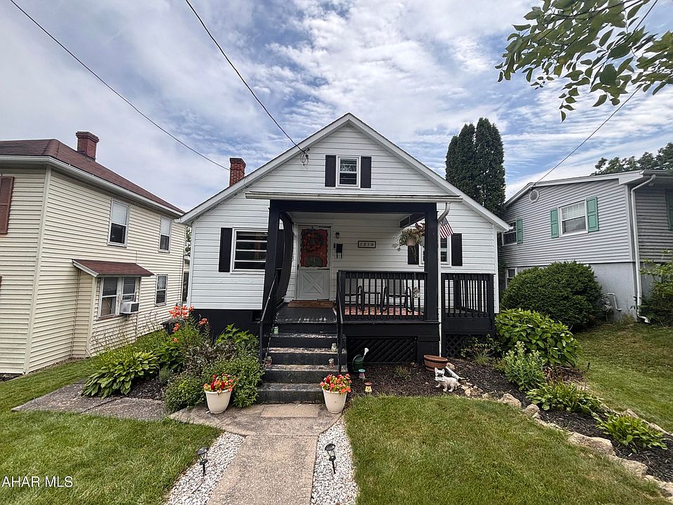 1st image of 1216 Spruce St