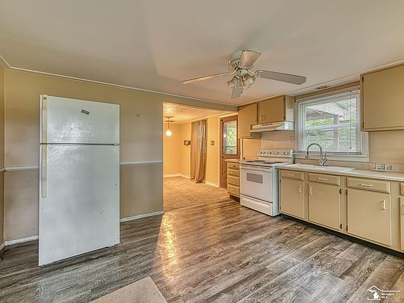 4th image of 3198 W Sterns Rd