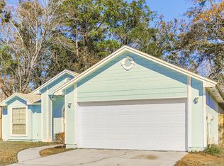 1555 Graduation Ln, Middleburg, FL 32068