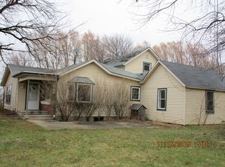 17333 E Lind Rd, Rochelle, IL 61068