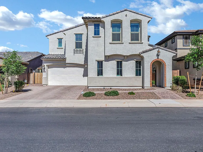 10834 E Thunderbolt Ave — Photo 1