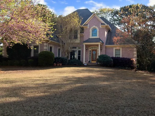 8040 Classic Dr, Jonesboro, GA 30236