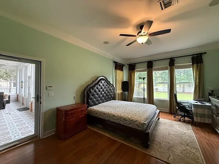 2401 Goldenrod Way — Photo 14