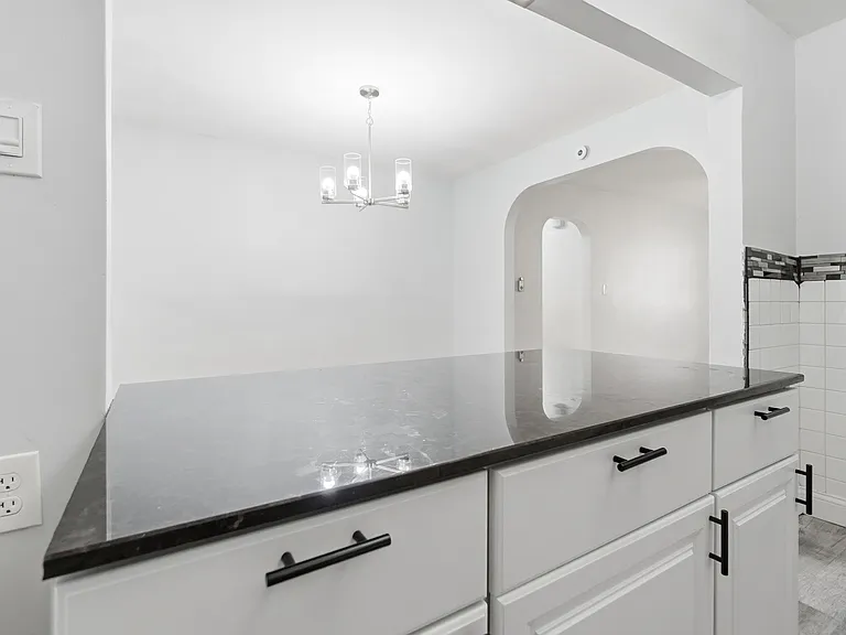 3524 Hazelwood Ave #1 — Photo 18
