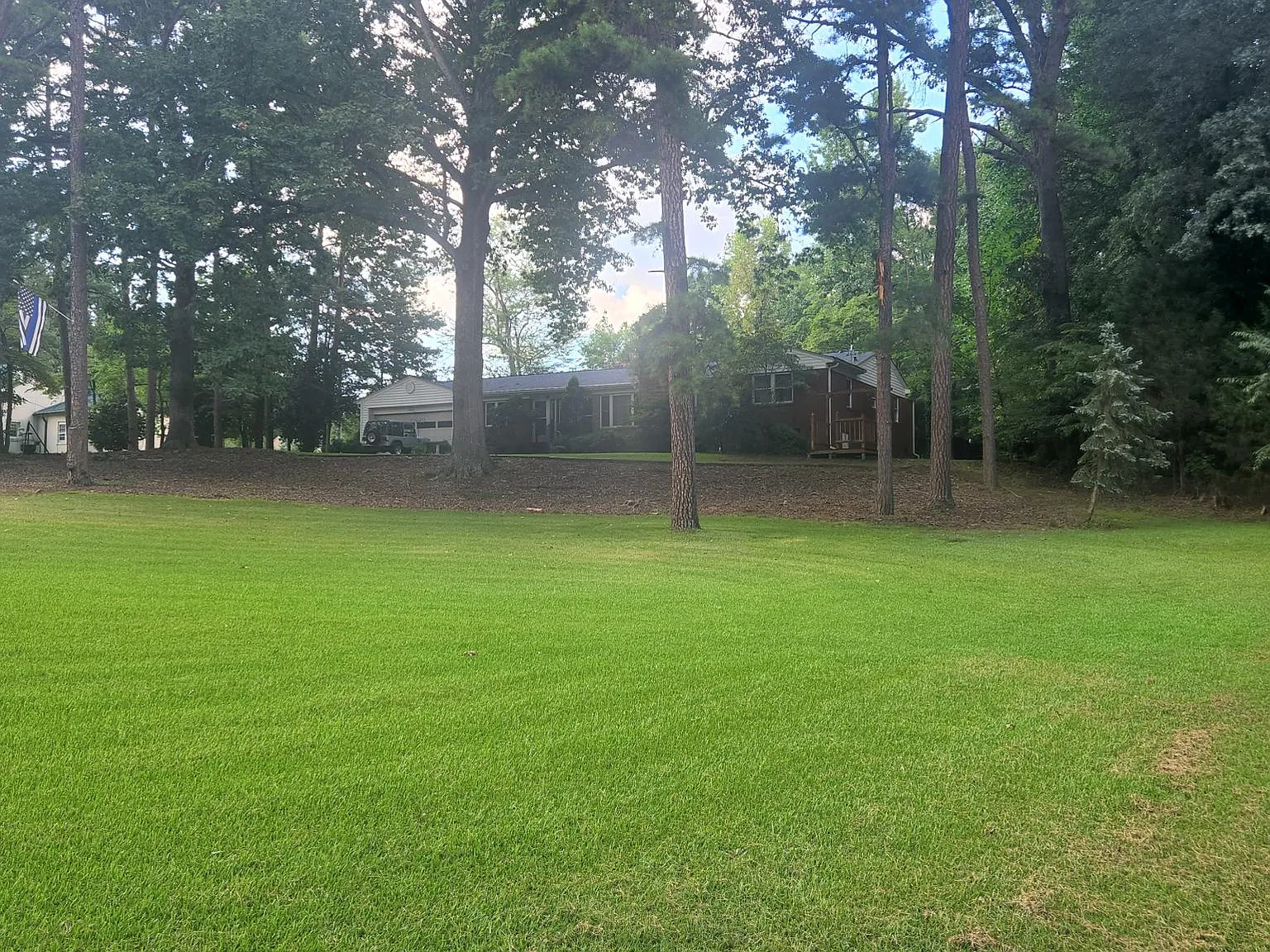 3 bed, 2000 sqft, $2,300 — Photo 1