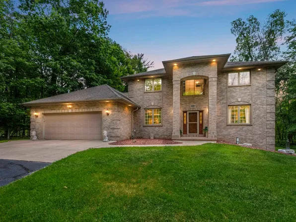 4544 Crooked Creek Ln, Hobart, WI 54155