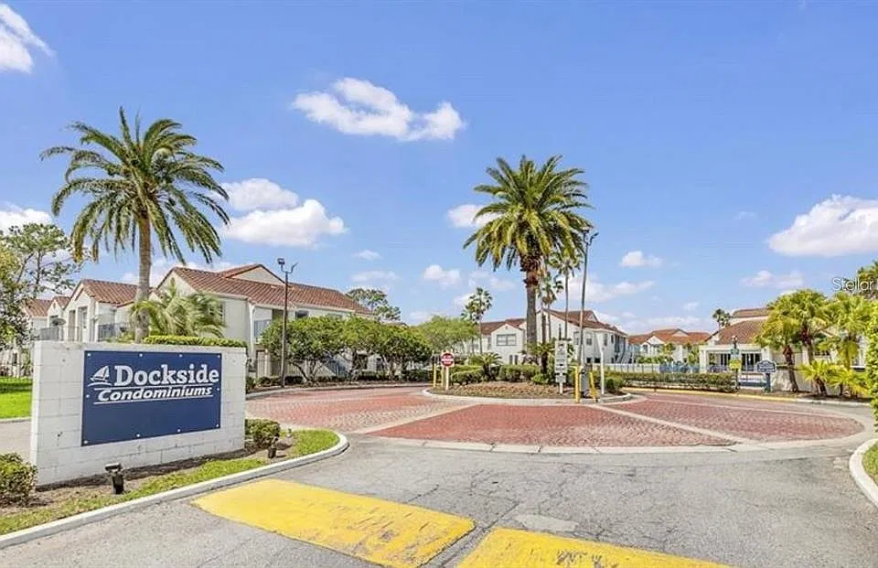 2556 Woodgate Blvd #103