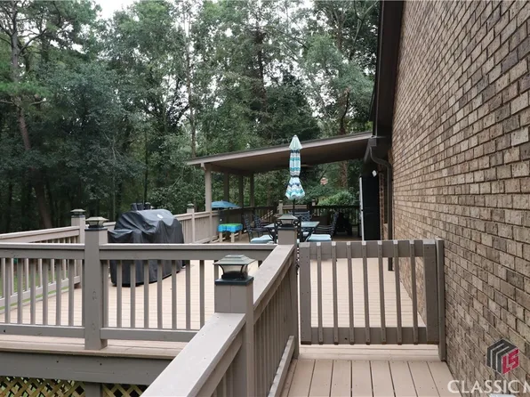 5247 Highway 106 S, Hull, GA 30646
