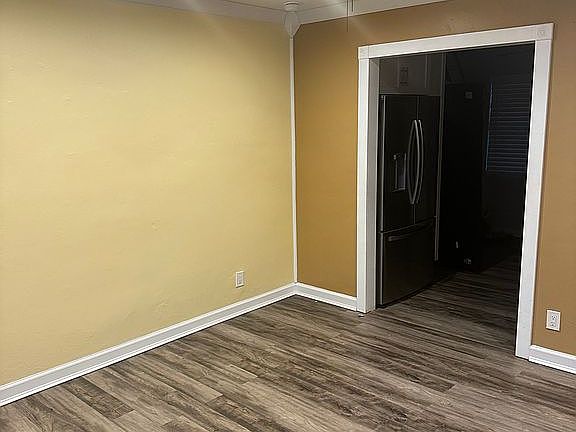 3rd image of 2319 Taft St