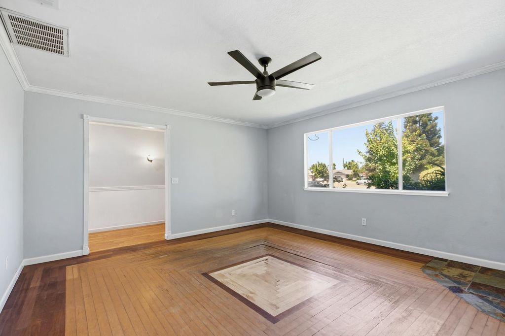 1522 Kiwi Ct, Ripon, CA - View 5