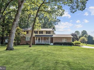 1711 Underwood Rd, Sykesville, MD 21784