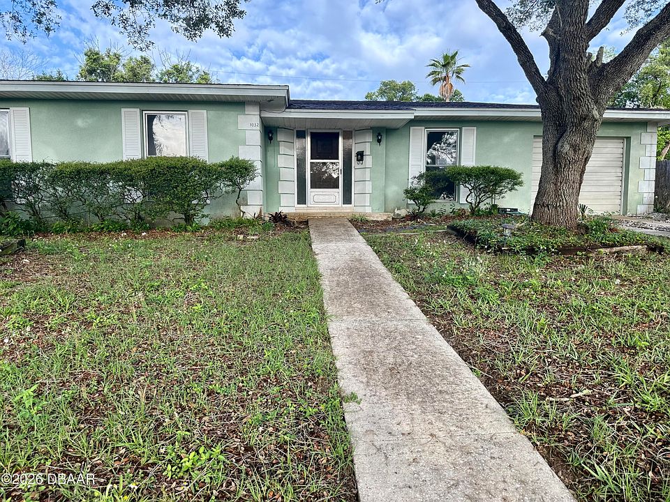 1st image of 1032 Frost Ln