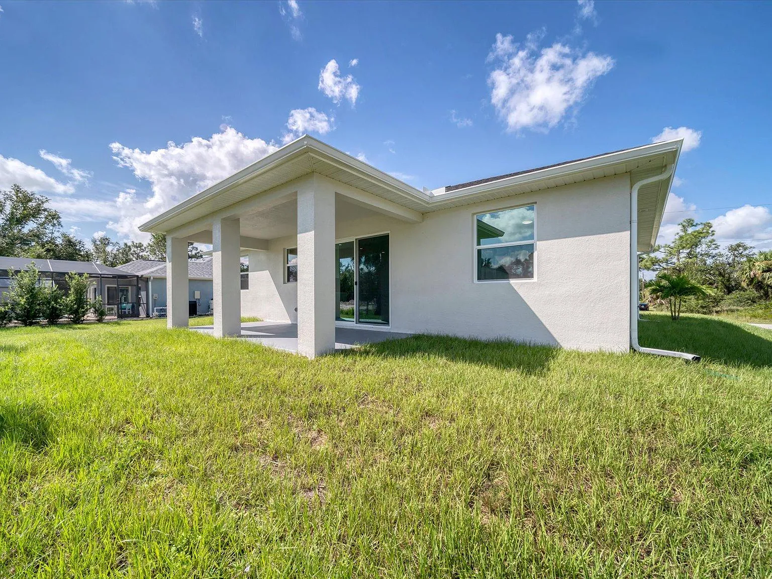 3 bed, 1498 sqft, $2,300 — Photo 2