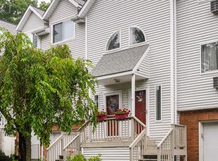 Oronoke Ridge, Waterbury, CT 06708