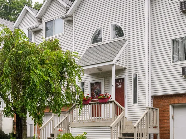 925 Oronoke Road, Waterbury, CT 06708