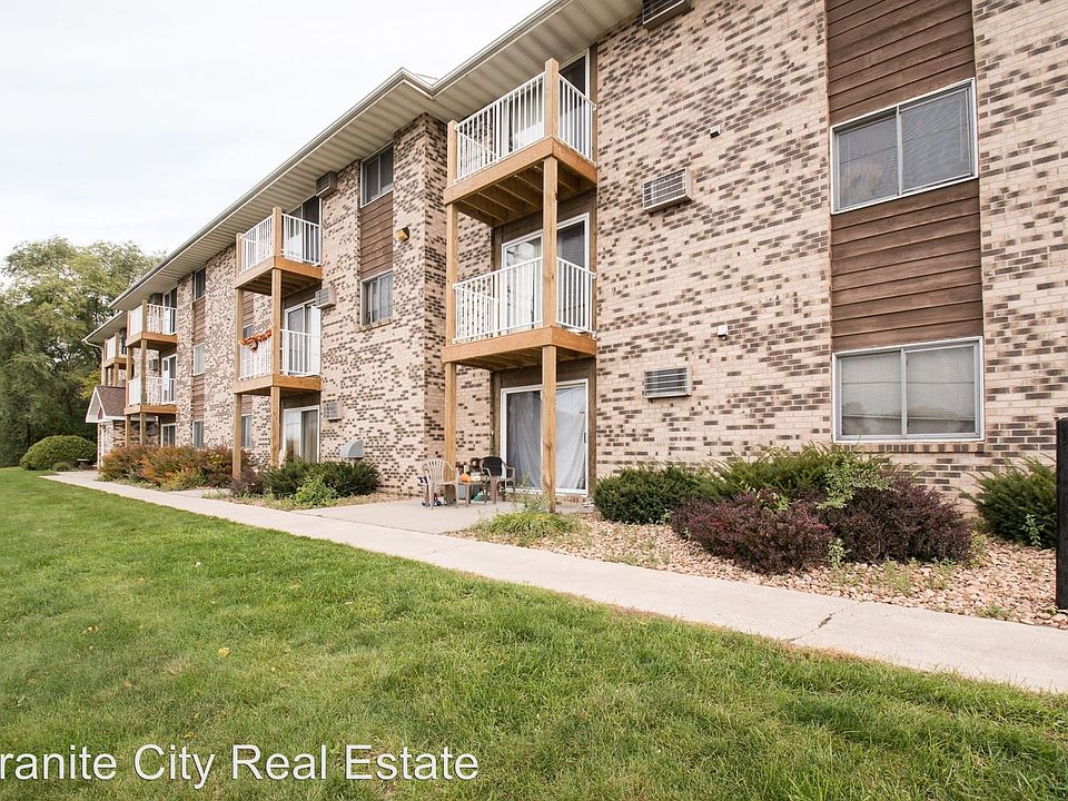 2nd image of 922 N Benton Dr APT 103