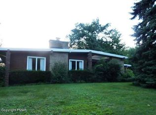 101 Jonslea Ln #L-1, Moscow, PA 18444