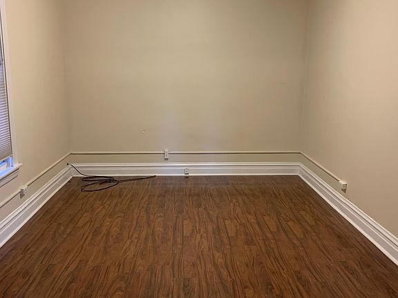 3rd image of 5707 W Ainslie St #1