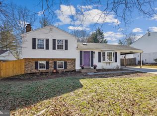 15305 Harmony Hill Ct, Centreville, VA 20120