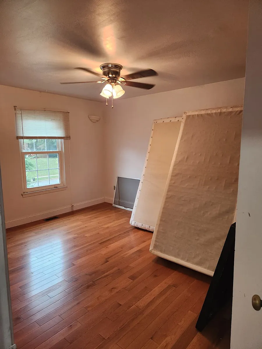 Building Photo - 10113 Palamar Dr