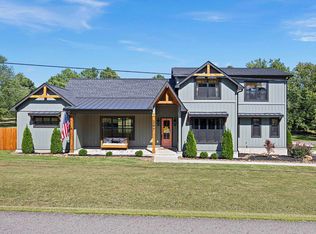 297 Cliff Rd, Russellville, AR 72802