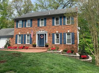 8416 Sweet Pine Ct, Springfield, VA 22153