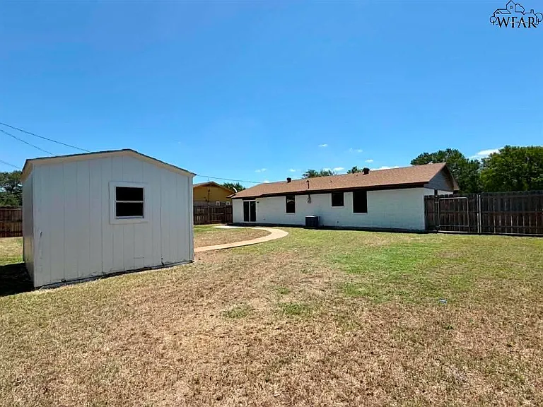 1 Brandy Ln — Photo 14
