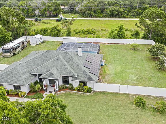 3rd image of 2645 Fawn Lake Blvd