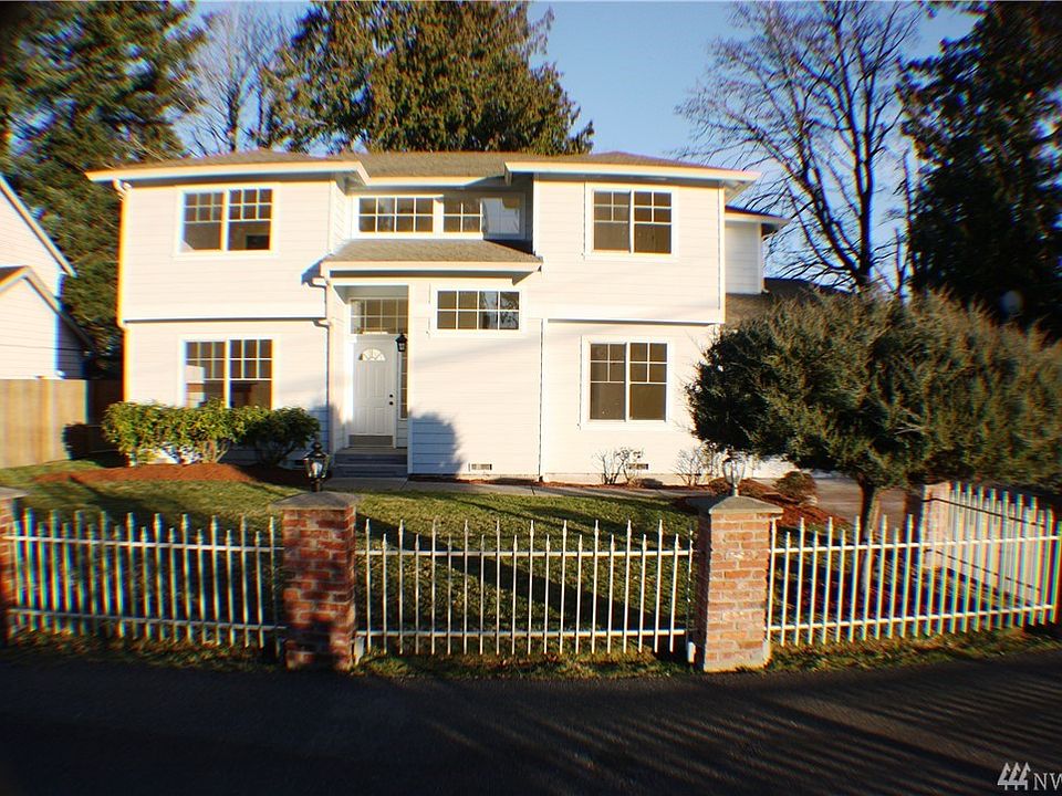 1st image of 3823 188th St SW