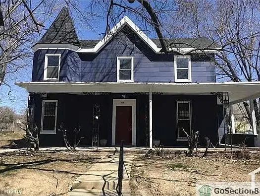 1 bed, 700 sqft, $1,600 — Photo 2