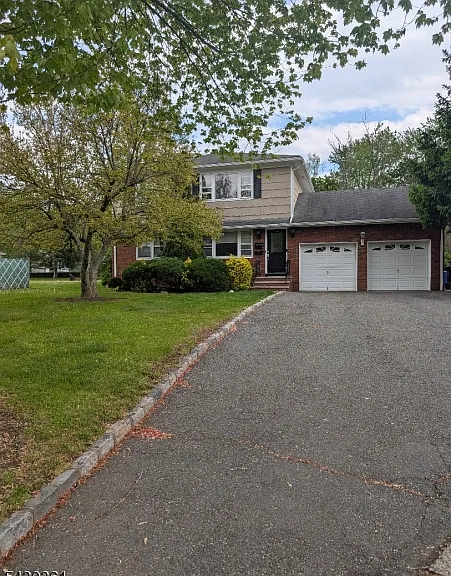42 Columbus Ave — Photo 1