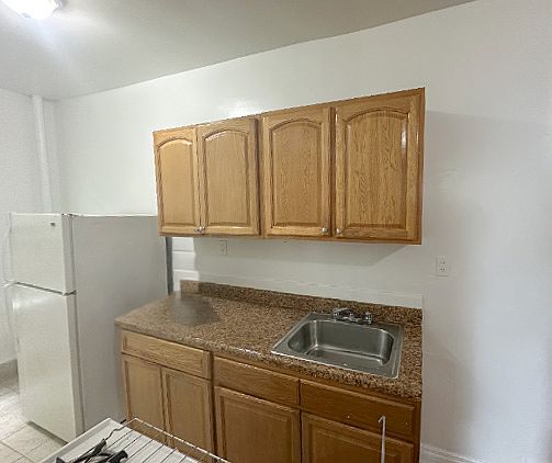 5th image of 3560 Olinville Ave APT 3B