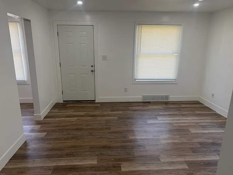 11393 Prest St — Photo 3