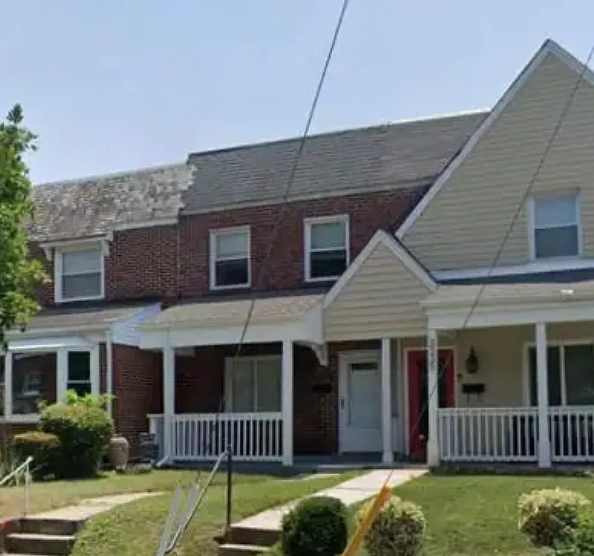 3337 Clay Street NE — Photo 1