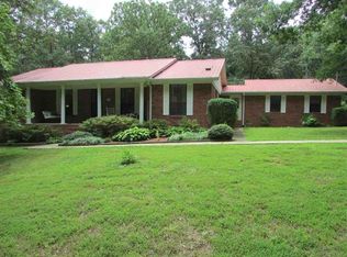100 Joe Dillon Rd, Michie, TN 38357