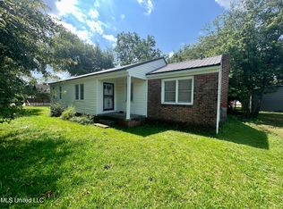 1202 W Sunflower Rd, Cleveland, MS 38732
