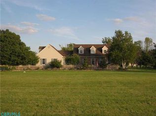 8003 Roberts Rd, Hilliard, OH 43026