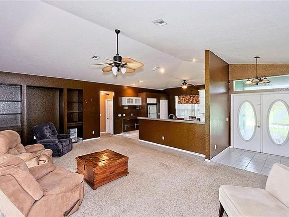4th image of 306 Abbott Ave