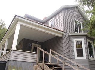 127 W State St, Athens, OH 45701