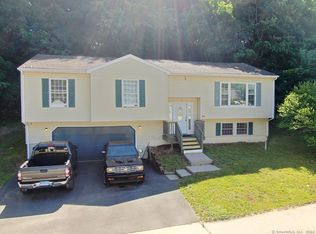 5 Jewett St, Ansonia, CT 06401