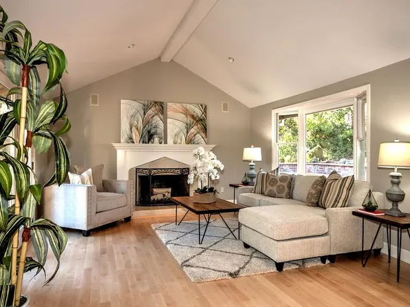 17390 Pleasant View Ave, Monte Sereno, CA 95030