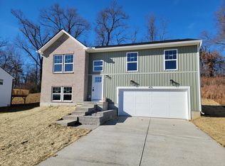 476 Eagle Creek Dr, Dry Ridge, KY 41035